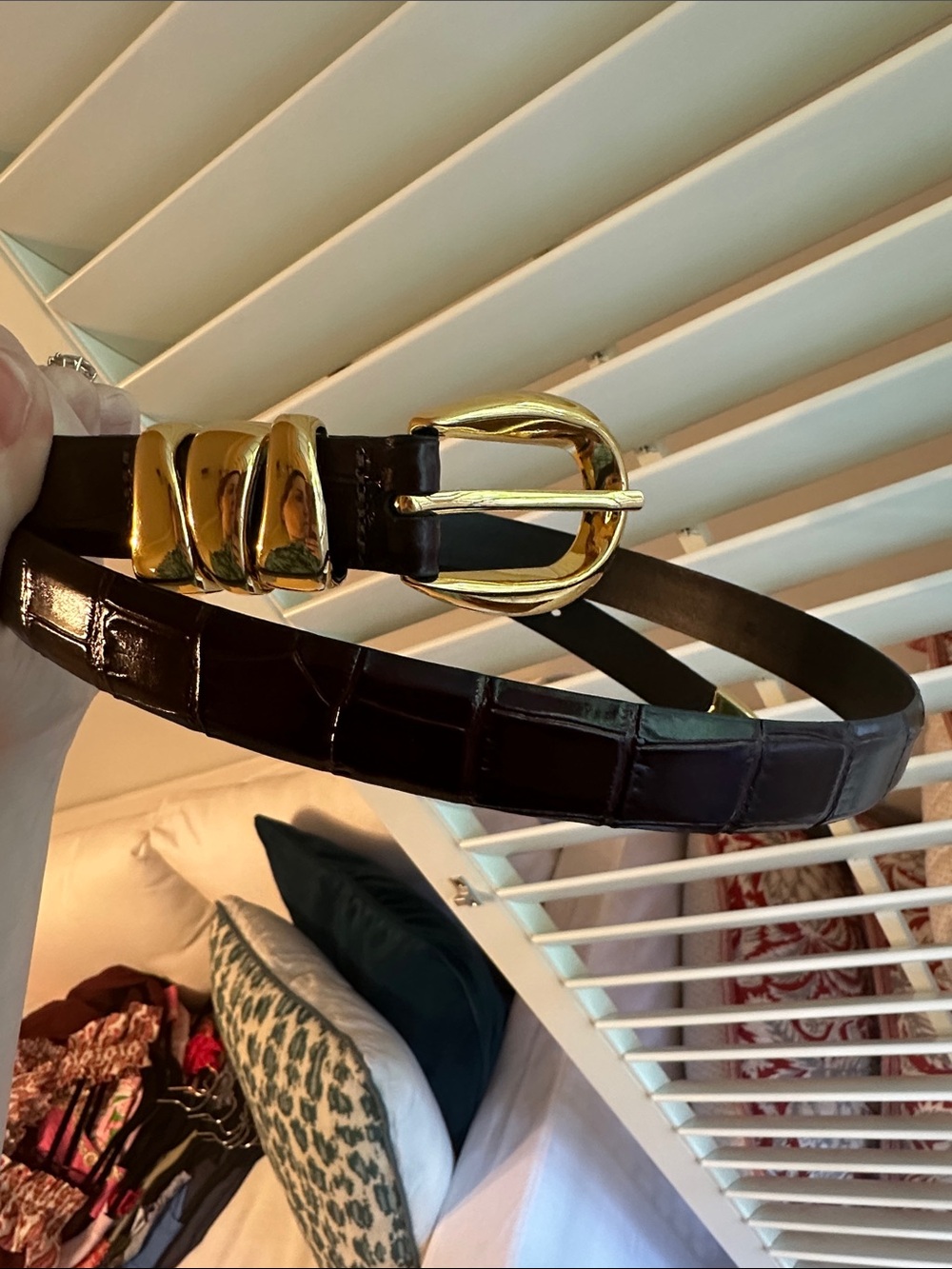 Madewell Chocolate Brown Croc-Embossed Leather Belt with Gold Buckle - Picture 2 of 4
